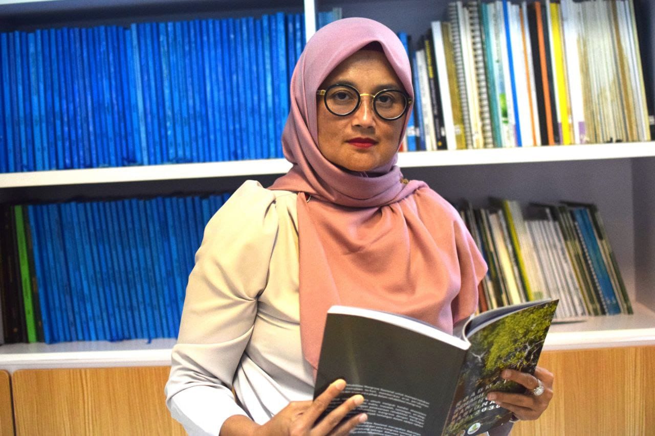 Guru Besar Fakultas Perikanan dan Ilmu Kelautan Universitas Mulawarman, Prof Esti Handayani